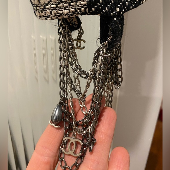 CHANEL Karl Lagerfeld Tweed Jacket with CC Logo Gunmetal & Pearl Chains. EU 40 - Picture 8 of 13